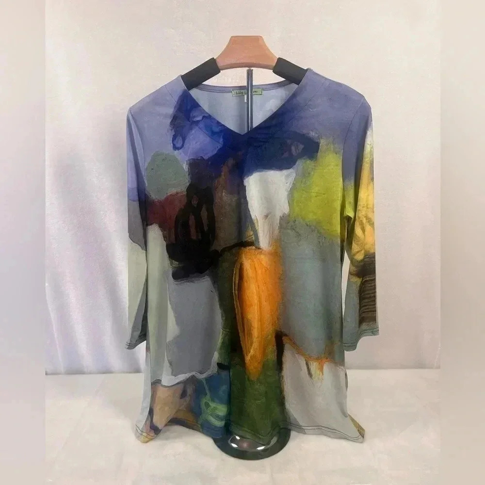 Lily London Abstract Knit Top
